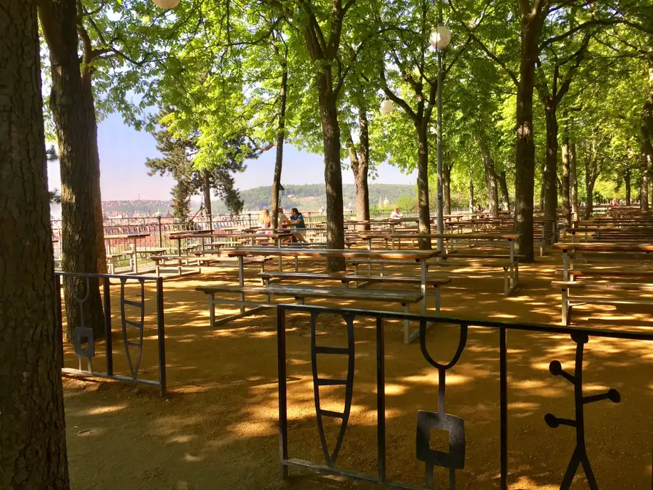 Letná panoráma Prágára